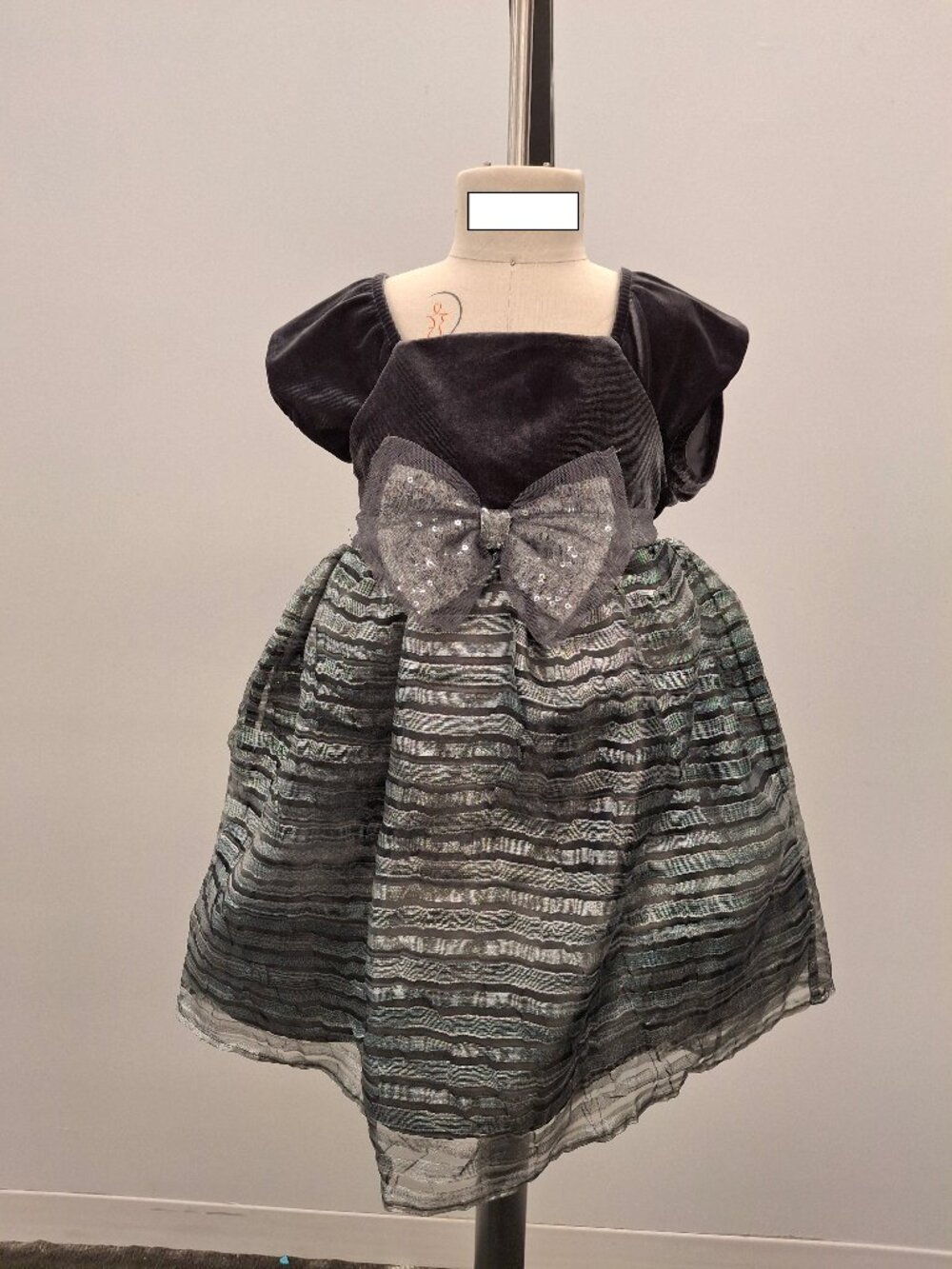 NEW Girl's dress in silver grey - size 24 months / 2T